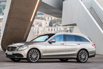 Mercedes-Benz Clase C Gama Clase C Estate (2018) Exclusive Turismo familiar Plata Mojave Exterior Frontal-Lateral 5 puertas