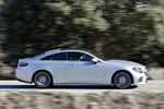 Mercedes-Benz Clase E E 220 d Coup&eacute;  AMG Line Cabrio Coup&eacute; Plata Diamond Exterior Lateral