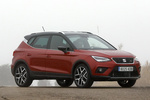 SEAT Arona 1.6 TDI 115 CV Start/Stop  FR Todo terreno Rojo Desire con techo Negro Exterior Lateral-Frontal 5 puertas