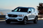 Volvo XC40 T5 AWD R-Design Todo terreno Crystal White Metallic  Exterior Frontal-Lateral 5 puertas