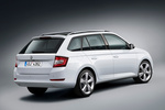 Skoda Fabia Fabia Combi Fabia Combi Turismo familiar Blanco Luna Metalizado Exterior Lateral-Posterior 5 puertas