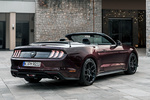 Ford Mustang Convertible 2.3 EcoBoost 213 kW (290 CV) Mustang Fastback Descapotable Royal Crimson Exterior Posterior-Lateral 2 puertas