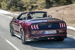 Ford Mustang Convertible 2.3 EcoBoost 213 kW (290 CV) Mustang Fastback Descapotable Royal Crimson Exterior Posterior-Lateral 2 puertas