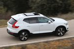 Volvo XC40 T5 AWD Momentum Todo terreno Blanco S&oacute;lido Exterior Cenital-Posterior-Lateral 5 puertas