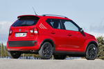 Suzuki Ignis 1.2 SHVS GLX Todo terreno Rojo Fervent S&oacute;lido Exterior Posterior-Lateral 5 puertas