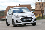 Hyundai i10 1.2 MPI 64 kW (87 CV) AT Link Turismo Polar White Exterior Lateral-Frontal 5 puertas