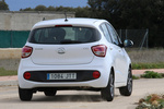 Hyundai i10 1.2 MPI 64 kW (87 CV) AT Link Turismo Polar White Exterior Posterior-Lateral 5 puertas