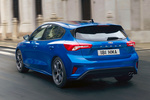 Ford Focus 5p 1.5 EcoBoost 135 kW (182 CV) 5p ST Line Turismo Exterior Posterior-Lateral 5 puertas