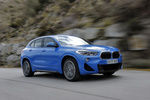 BMW X2 sDrive20i M Sport Todo terreno Misano Blau metalizado Exterior Lateral-Frontal 5 puertas