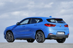 BMW X2 sDrive20i M Sport Todo terreno Misano Blau metalizado Exterior Lateral-Posterior 5 puertas