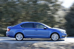 Skoda Octavia 1.0 TSI 115 CV DSG Ambition Turismo Azul Race Exterior Lateral 5 puertas