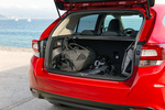 Subaru Impreza 1.6i Lineartronic Executive Turismo Pure Red Exterior Maletero 5 puertas