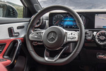Mercedes-Benz Clase A A 200 AMG Line Turismo Blanco Polar Interior Volante 5 puertas