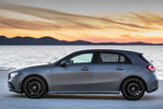Mercedes-Benz Clase A A 250 Edition 1 Turismo Designo gris monta&ntilde;a magno Exterior Lateral 5 puertas