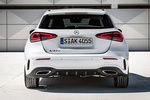Mercedes-Benz Clase A  A 180 d AMG Line Paquete Night Turismo Blanco Polar Exterior Posterior 5 puertas