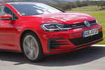Volkswagen Golf GTI Performance GTI Performance Turismo Rojo Tornado Exterior Frontal-Lateral 5 puertas