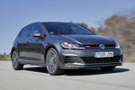Volkswagen Golf GTI GTI Turismo Gris Indy Exterior Frontal-Lateral 5 puertas