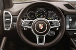 Porsche Cayenne E-Hybrid E-Hybrid Todo terreno Interior Volante 5 puertas