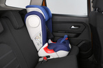 Dacia Duster dCi 80 kW (109 CV) 4x2 EDC Prestige Todo terreno Interior Silla infantil 5 puertas