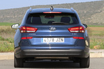 Hyundai i30 CW 1.6 CRDi 100 kW (136 CV) 7DCT CW Style Lux Turismo familiar Stargazing Blue Exterior Posterior 5 puertas