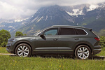 Volkswagen Touareg 3.0 V6 TDI Atmosphere Todo terreno Verde Enebro Metalizado Exterior Lateral 5 puertas