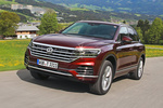 Volkswagen Touareg 3.0 V6 TDI Atmosphere Todo terreno Rojo Malbec Metalizado Exterior Frontal-Lateral 5 puertas