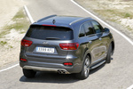 KIA Sorento 2.2 CRDi 8AT AWD GT Line Todo terreno Platinum Graphite Exterior Posterior-Lateral 5 puertas