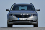 Skoda Octavia 1.4 TSI 110 CV GNC DSG Style Turismo familiar Beige Cappuccino Metalizado Exterior Frontal 5 puertas