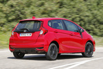 Honda Jazz 1.5 i-VTEC 130 CV Dynamic Turismo Rojo Mil&aacute;n S&oacute;lido Exterior Lateral-Posterior 5 puertas