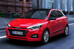 Hyundai i20 Gama i20 Gama i20 Turismo Tomato Red Exterior Frontal-Lateral 5 puertas