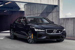 Volvo S60 T8 Twin Engine Polestar Engineered Turismo Exterior Lateral-Frontal 4 puertas