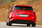KIA ceed 1.4 T-GDi 103 kW (140 CV) 7DCT Gama Ceed Turismo Track Red Exterior Trasera 5 puertas