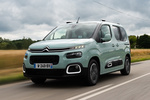 Citro&euml;n Berlingo Talla M Puretech 110 M Shine Veh&iacute;culo comercial Exterior Frontal-Lateral 5 puertas