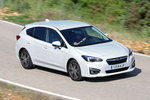 Subaru Impreza 1.6i Lineartronic Executive Turismo Crystal White Pearl Exterior Cenital-Lateral-Frontal 5 puertas