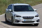 Subaru Impreza 1.6i Lineartronic Executive Turismo Crystal White Pearl Exterior Lateral-Frontal 5 puertas