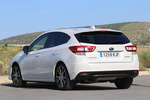 Subaru Impreza 1.6i Lineartronic Executive Turismo Crystal White Pearl Exterior Lateral-Posterior 5 puertas