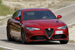 Alfa Romeo Giulia Quadrifoglio Quadrifoglio Turismo Rosso Competizione Exterior Frontal-Lateral 4 puertas