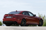 Alfa Romeo Giulia Quadrifoglio Quadrifoglio Turismo Rosso Competizione Exterior Posterior-Lateral 4 puertas