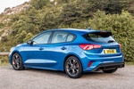 Ford Focus 5p 1.5 EcoBoost 135 kW (182 CV) 5p ST Line Turismo Exterior Lateral-Posterior 5 puertas