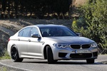 BMW Serie 5 M5 M5 Turismo Frozen Dark Silver mate Exterior Frontal-Lateral 4 puertas