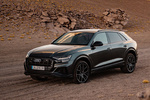 Audi Q8 50 TDI quattro tiptronic 210 kW (286 CV) Paquete deportivo S line Todo terreno Gris Daytona efecto perla Exterior Lateral-Frontal 5 puertas