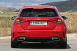 Mercedes-Benz Clase A A 200 7G-DCT AMG Line Paquete Night Turismo Rojo Jupiter Exterior Trasera 5 puertas