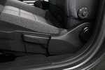 Citroën C4 Cactus  PureTech 130 S&S Shine (Ambiente Wild Grey) Turismo Interior Mandos regulación asientos 5 puertas