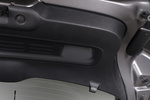Citroën C4 Cactus  PureTech 130 S&S Shine (Ambiente Wild Grey) Turismo Interior Tirador portón del maletero 5 puertas