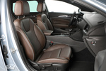 Opel Insignia 2.0 CDTi BiTurbo Start & Stop 154 kW (210 CV) 4x4 AT8 Country Tourer Turismo familiar Interior Asientos 5 puertas