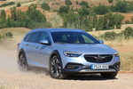 Opel Insignia 2.0 CDTi BiTurbo Start & Stop 154 kW (210 CV) 4x4 AT8 Country Tourer Turismo familiar Plata Magnetic Exterior Lateral-Frontal 5 puertas