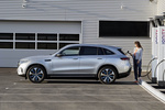 Mercedes-Benz EQC 400 4MATIC EQC 400 4MATIC Todo terreno Gris plata metalizado High Tech Exterior Lateral 5 puertas