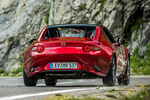 Mazda MX-5 2.0 SKYACTIV-G 184 CV RF Descapotable Soul Red Crystal Exterior Posterior 2 puertas