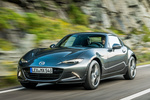 Mazda MX-5 2.0 SKYACTIV-G 184 CV RF Descapotable Machine Grey Exterior Frontal-Lateral 2 puertas