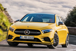 Mercedes-Benz Clase A AMG 35 4MATIC AMG 35 4MATIC Paquete aerodin&aacute;mico AMG Turismo Sun Yellow Exterior Frontal-Lateral 5 puertas
